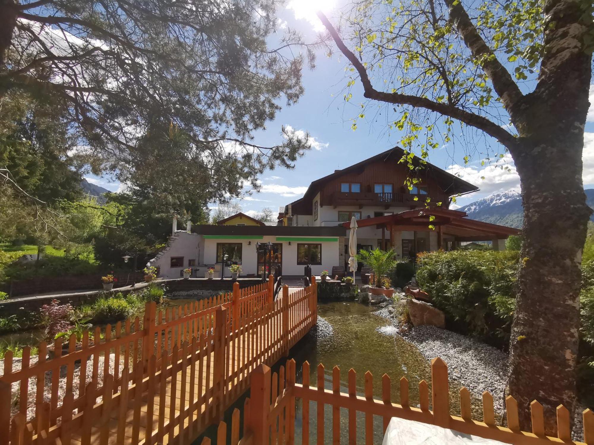 Hotel Kaerntnerhof & 3 Presseggersee