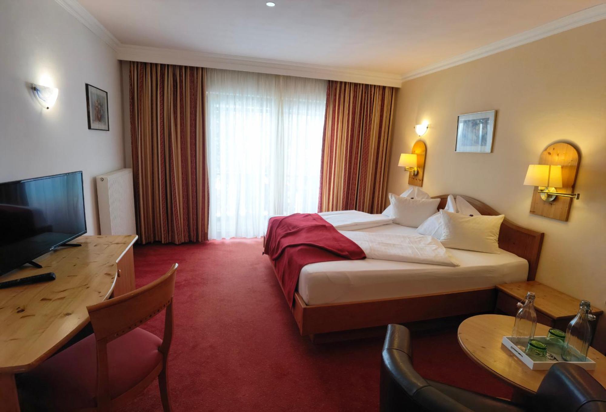 Hotel Kaerntnerhof & 3 3*