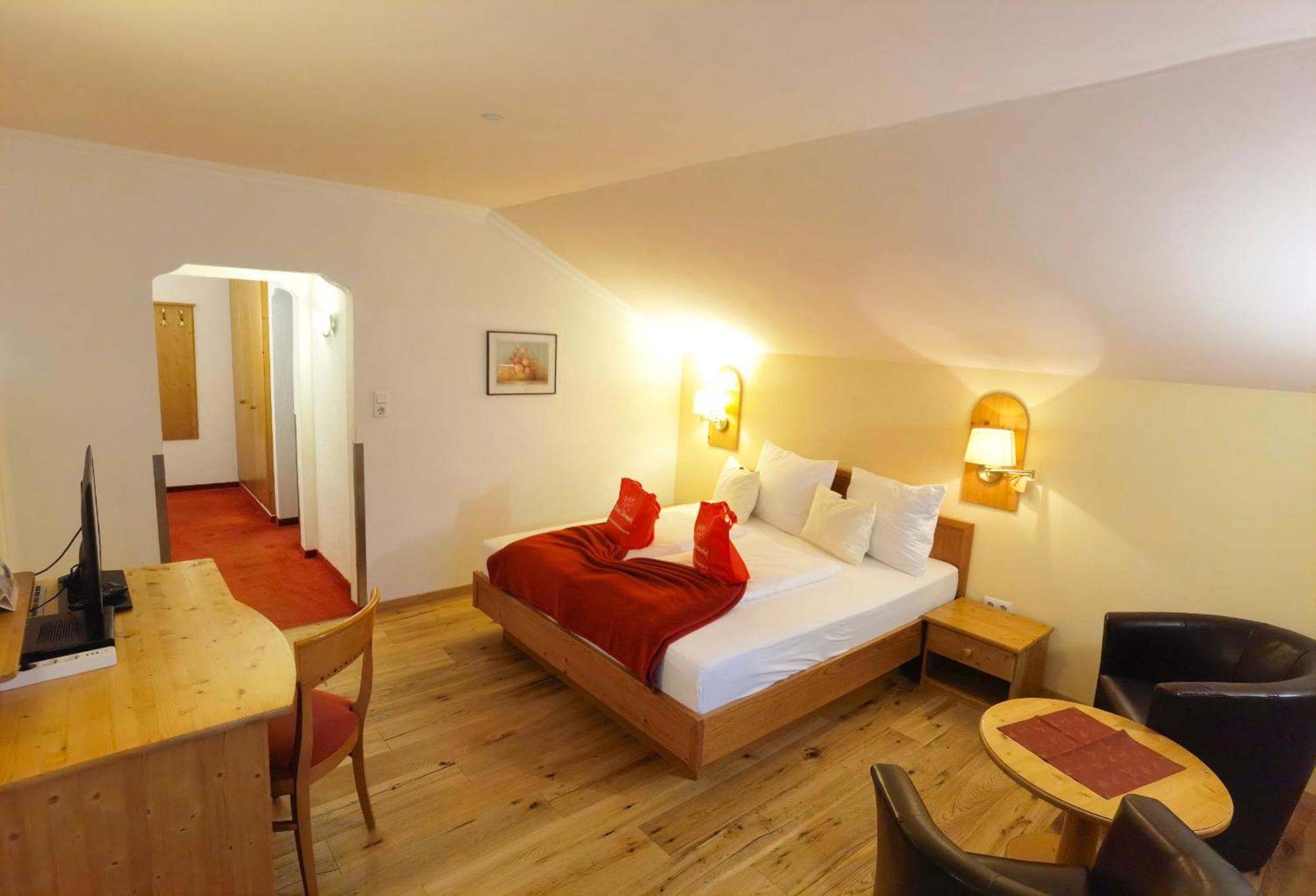 Hotel Kaerntnerhof & 3 Presseggersee